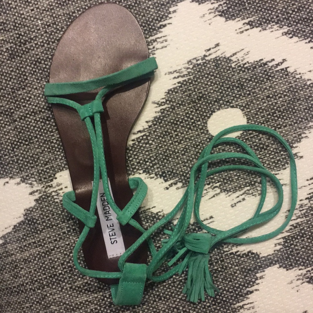 Steve Madden Wrap Around Sandal